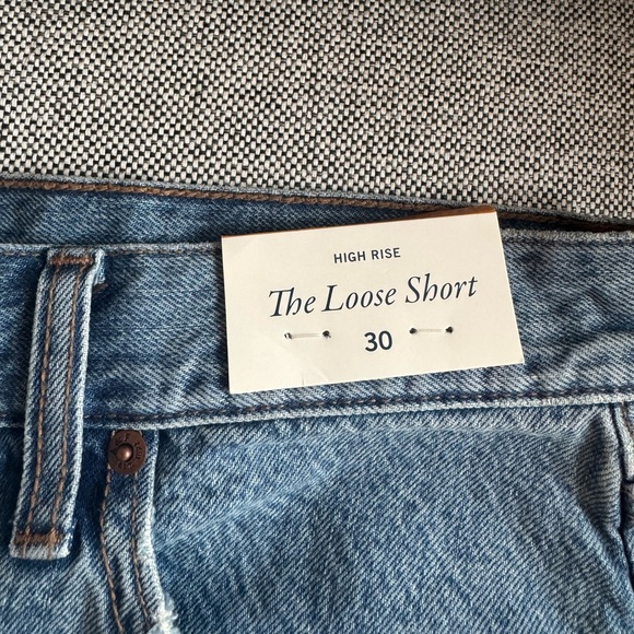 NWT Abercrombie High Rise Loose Shorts - Picture 8 of 9